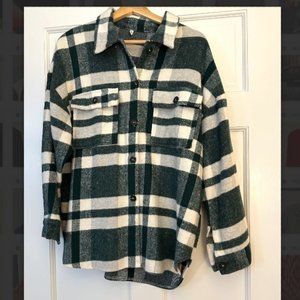 Moment Green white flannel plaid shirt Size L